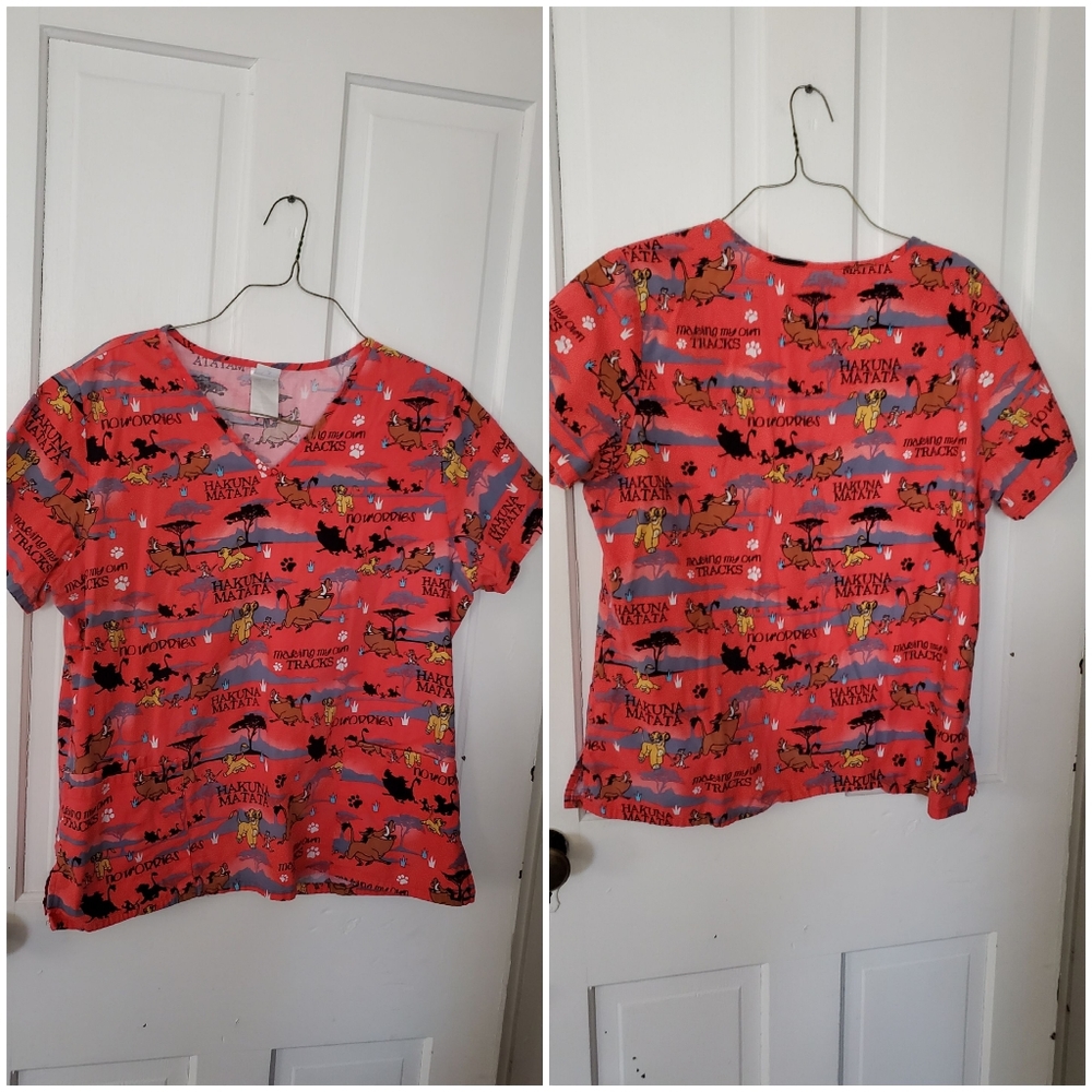 Disney lion king scrub  top